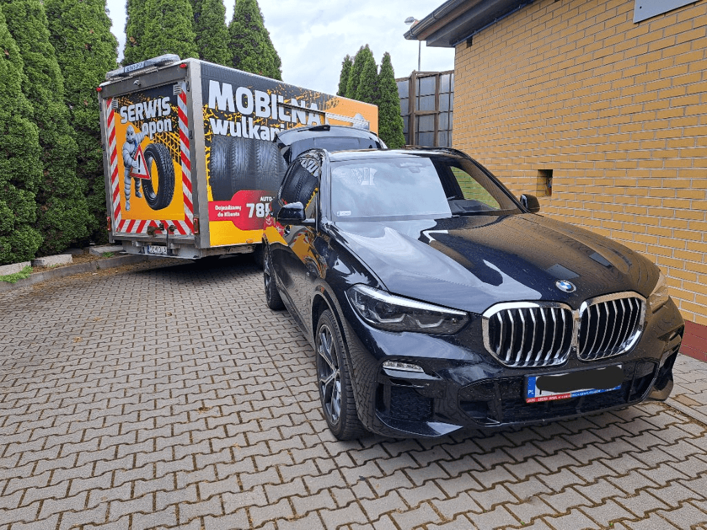 Mobilna wulkanizacja samochodów osobowych – furgonetka serwisowa AUTO-HOL